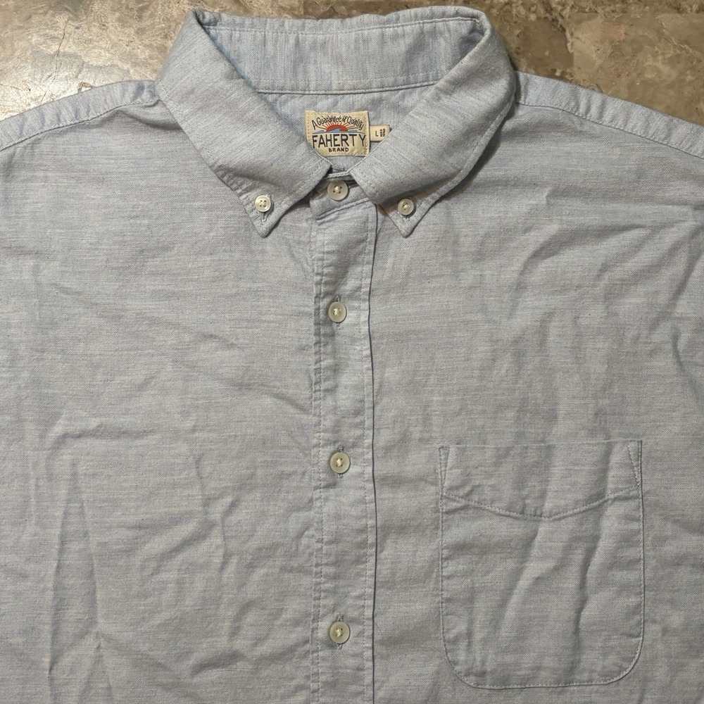 Faherty Shirt Large Blue Short Sleeve Button Movement Monterey Cotton Blend